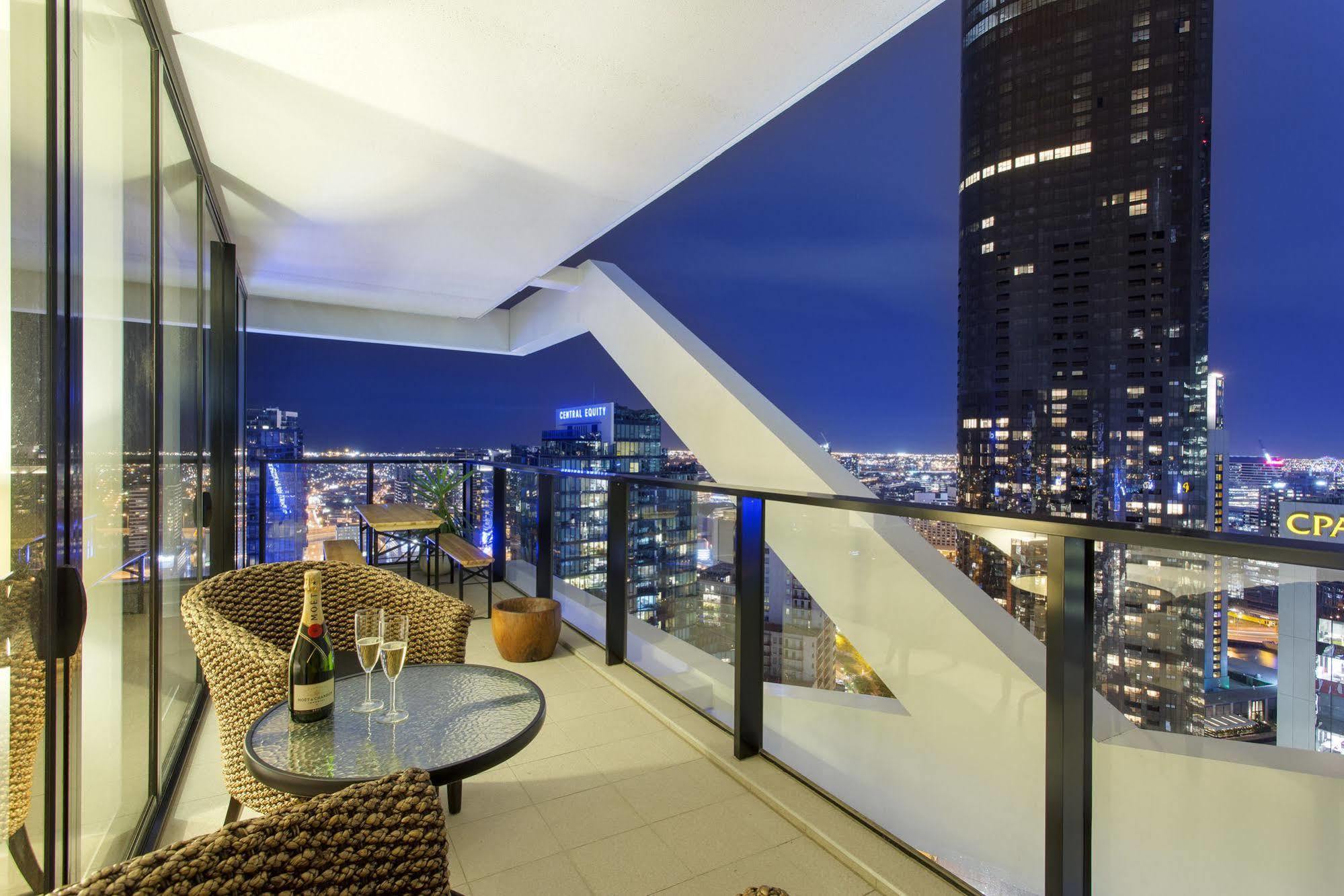 Platinum Apartments On Southbank Melbourne City Exterior foto