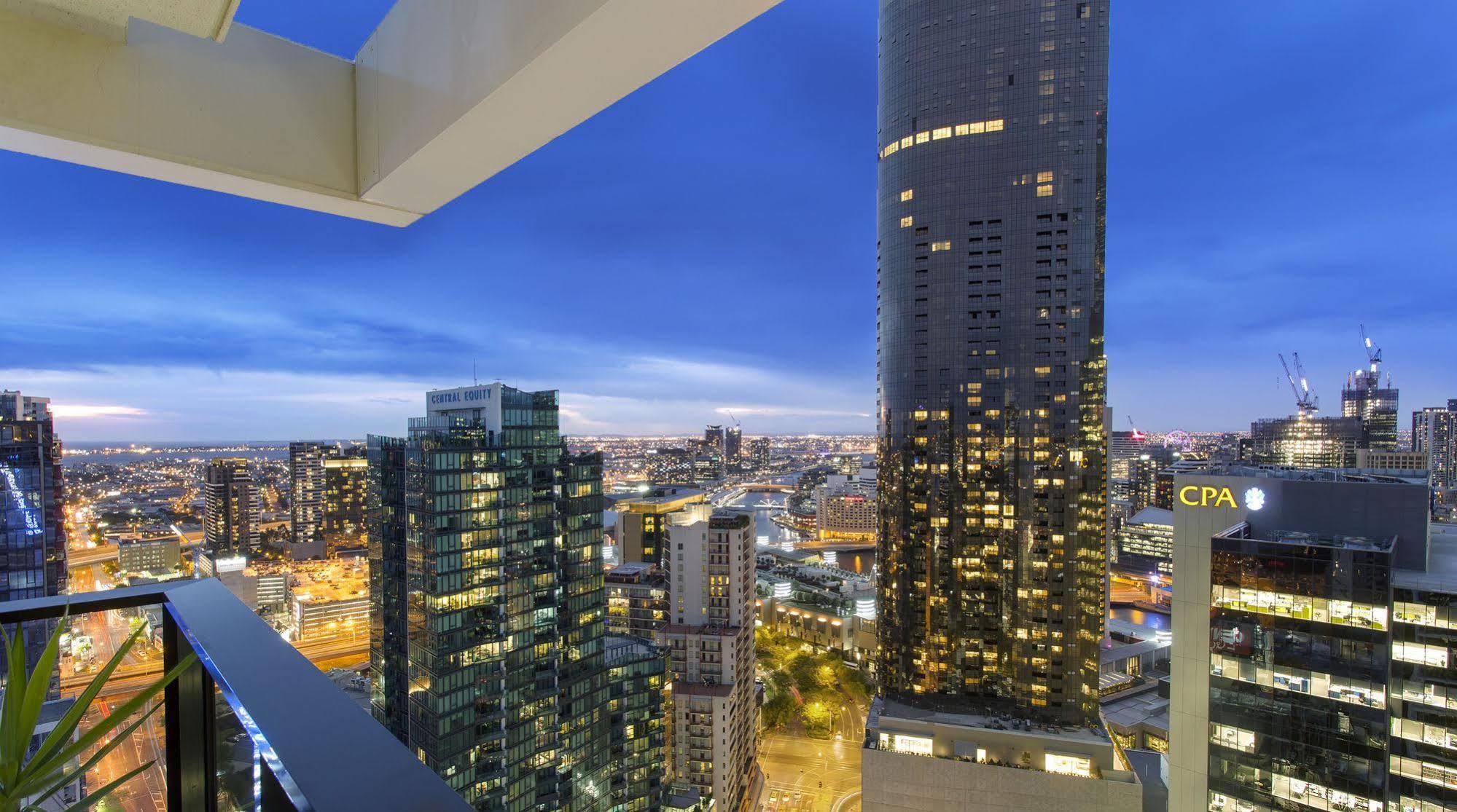 Platinum Apartments On Southbank Melbourne City Exterior foto